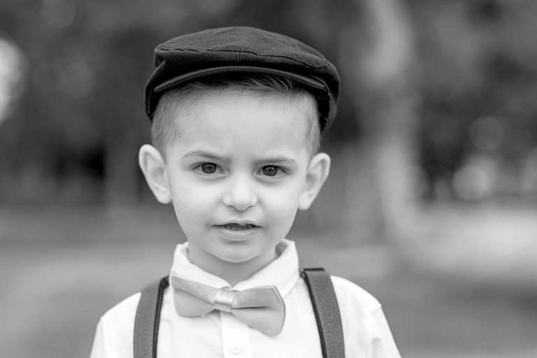 Enfant noir & Blanc avec casquette