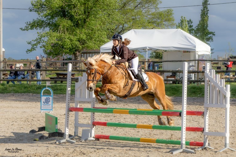 Jessica Le Roux sur Basane Verneuil-sur-Avre