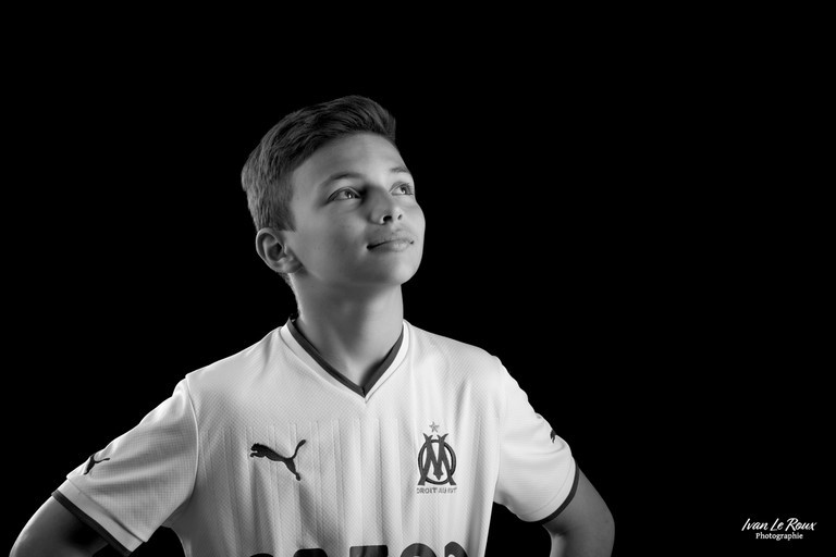 Photo enfant maillot footballeur